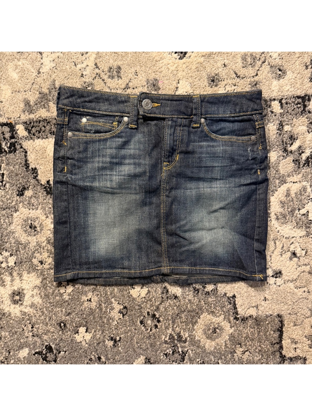 Gap Women's Dark Wash Denim Mini Skirt Size 1